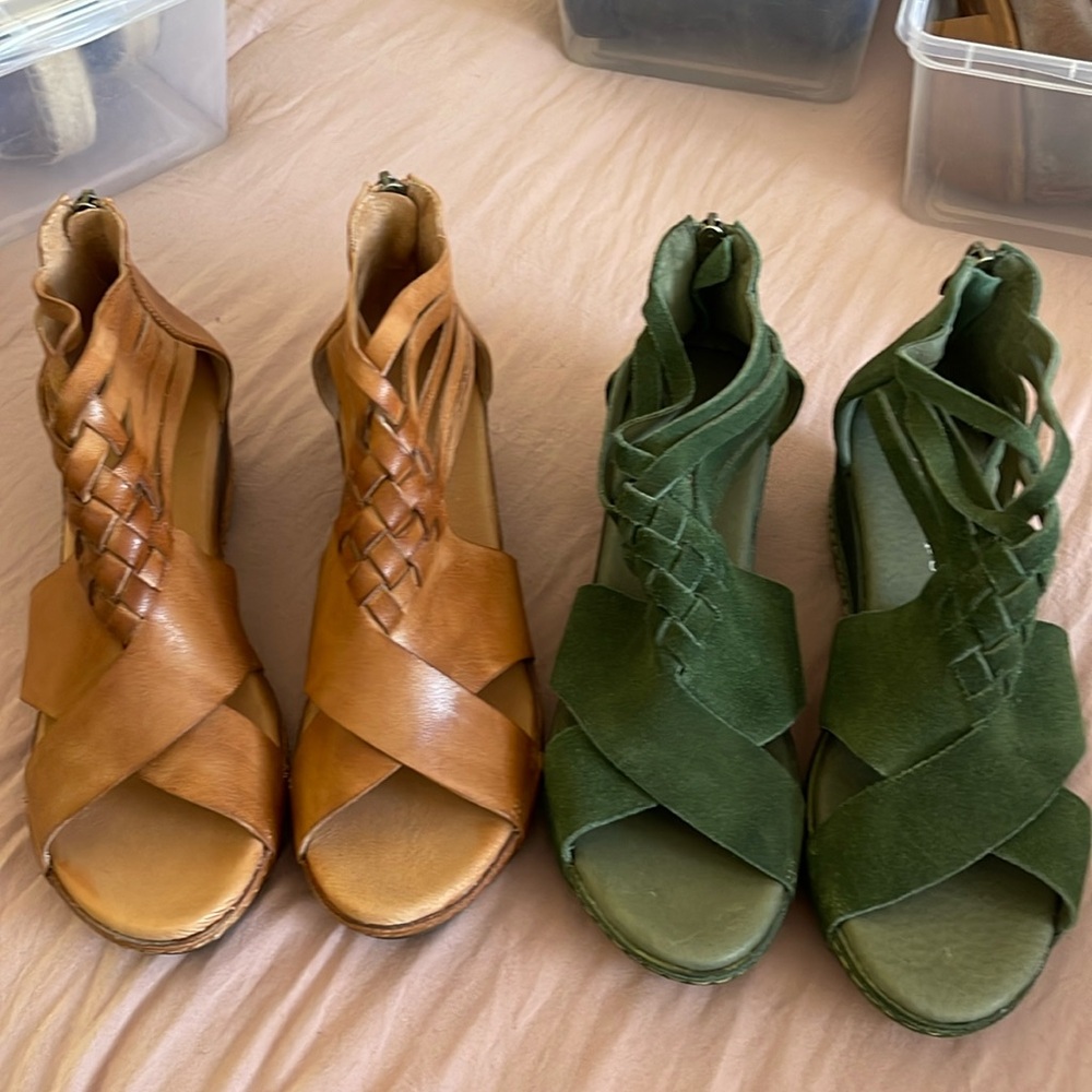Antelope collection wedge sandals.